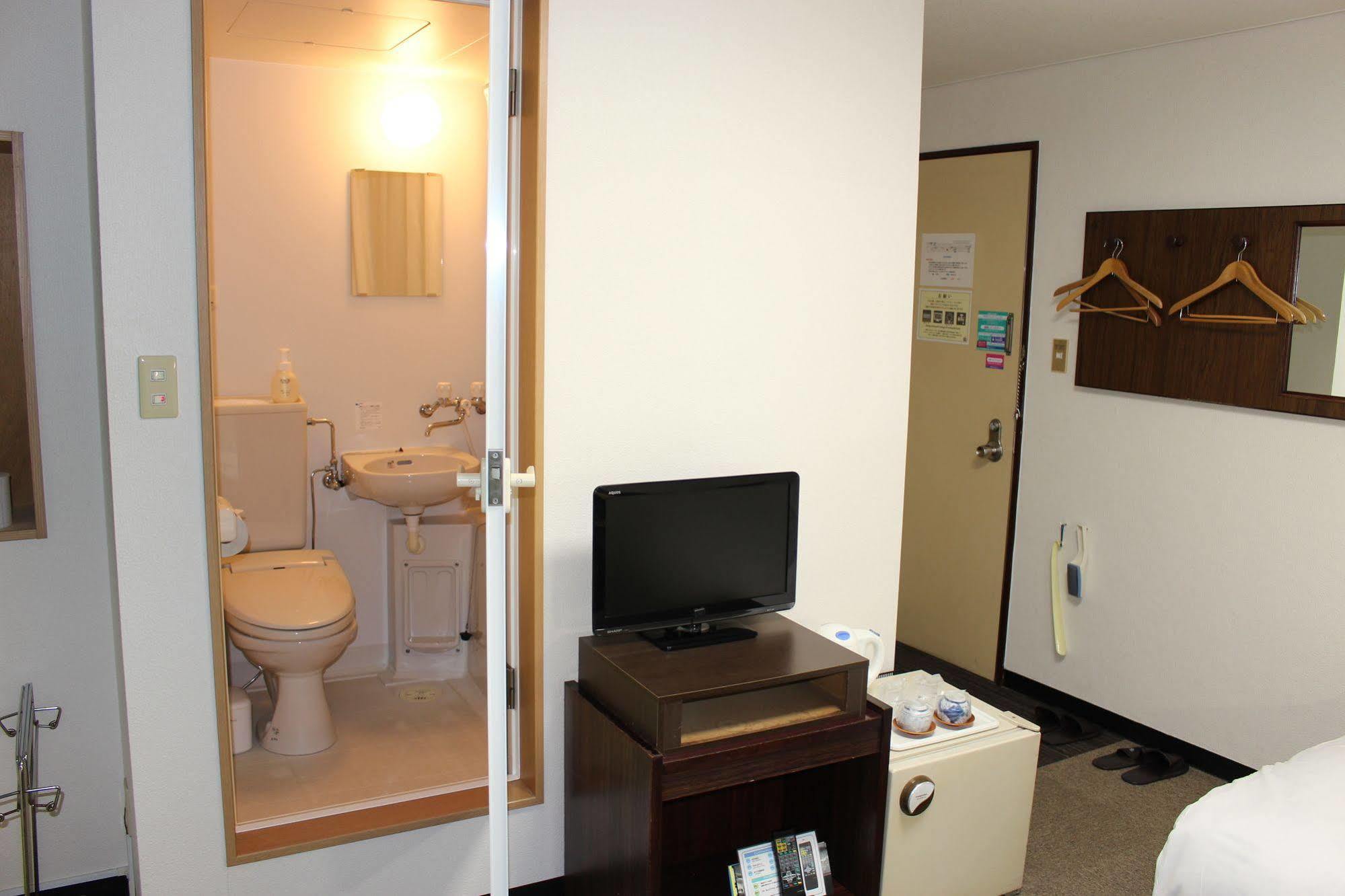 Hotel Higashihiroshima Hills Saijo Экстерьер фото